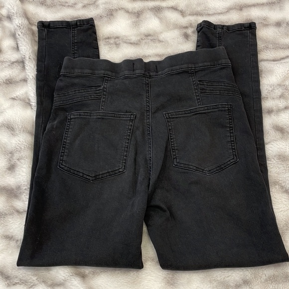 Feel Alright Pull on Denim - Picture 3 of 6